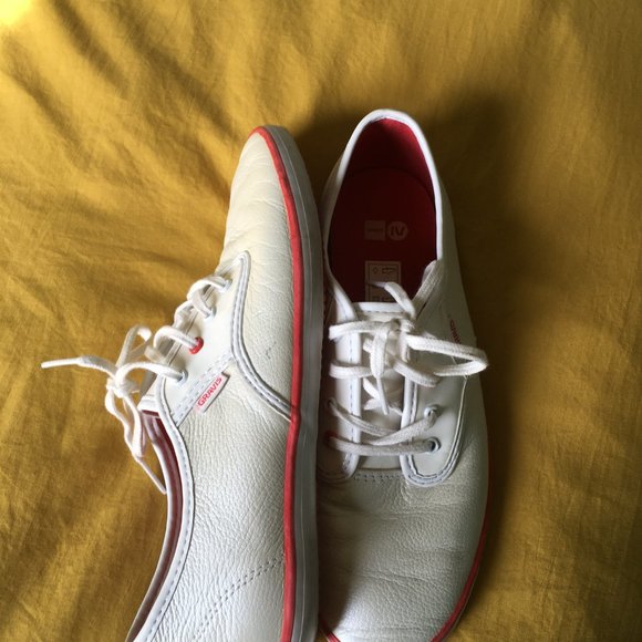 Gravis Sylmz LX 9.5 White with Red Bottoms - Picture 2 of 8